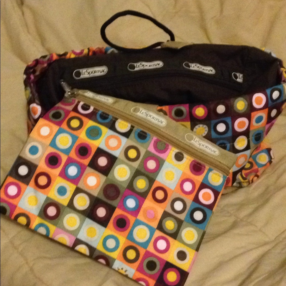 Cheerful Sporting Tote